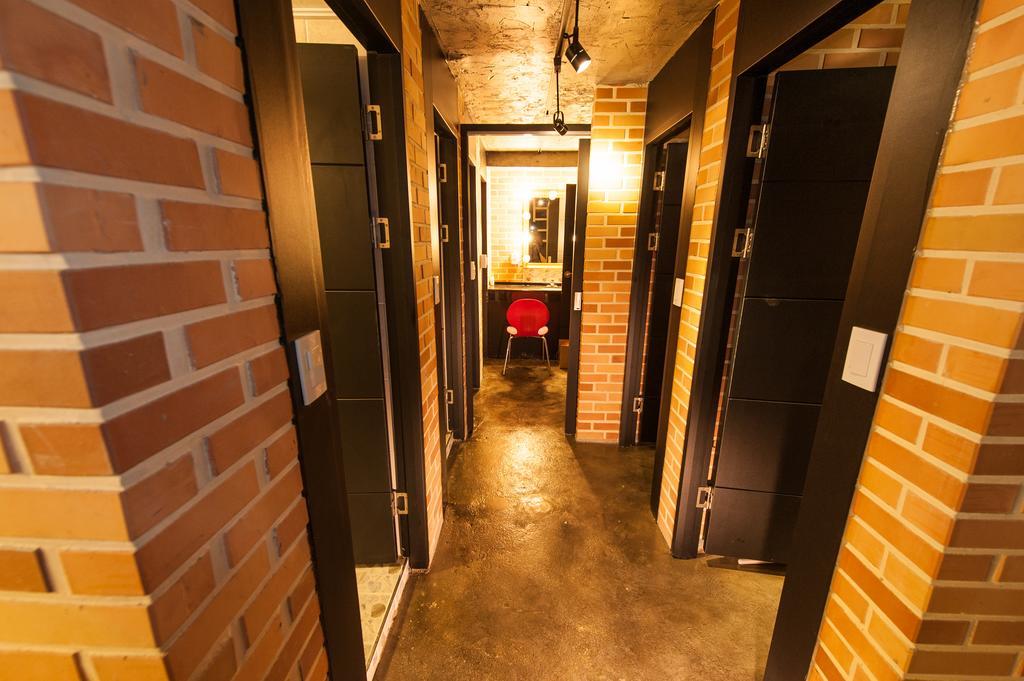 Inno Hostel & Pub Lounge Hongdae Seoul Room photo