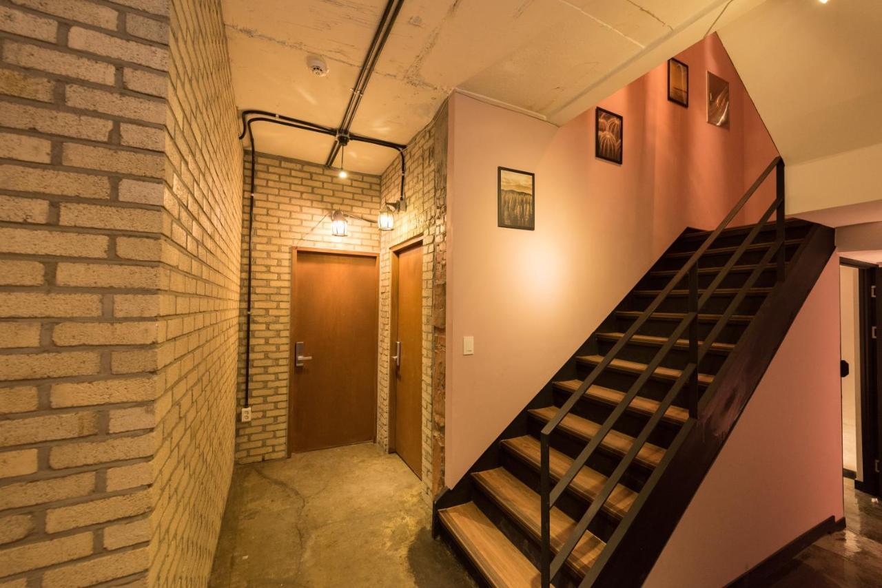 Inno Hostel & Pub Lounge Hongdae Seoul Exterior photo